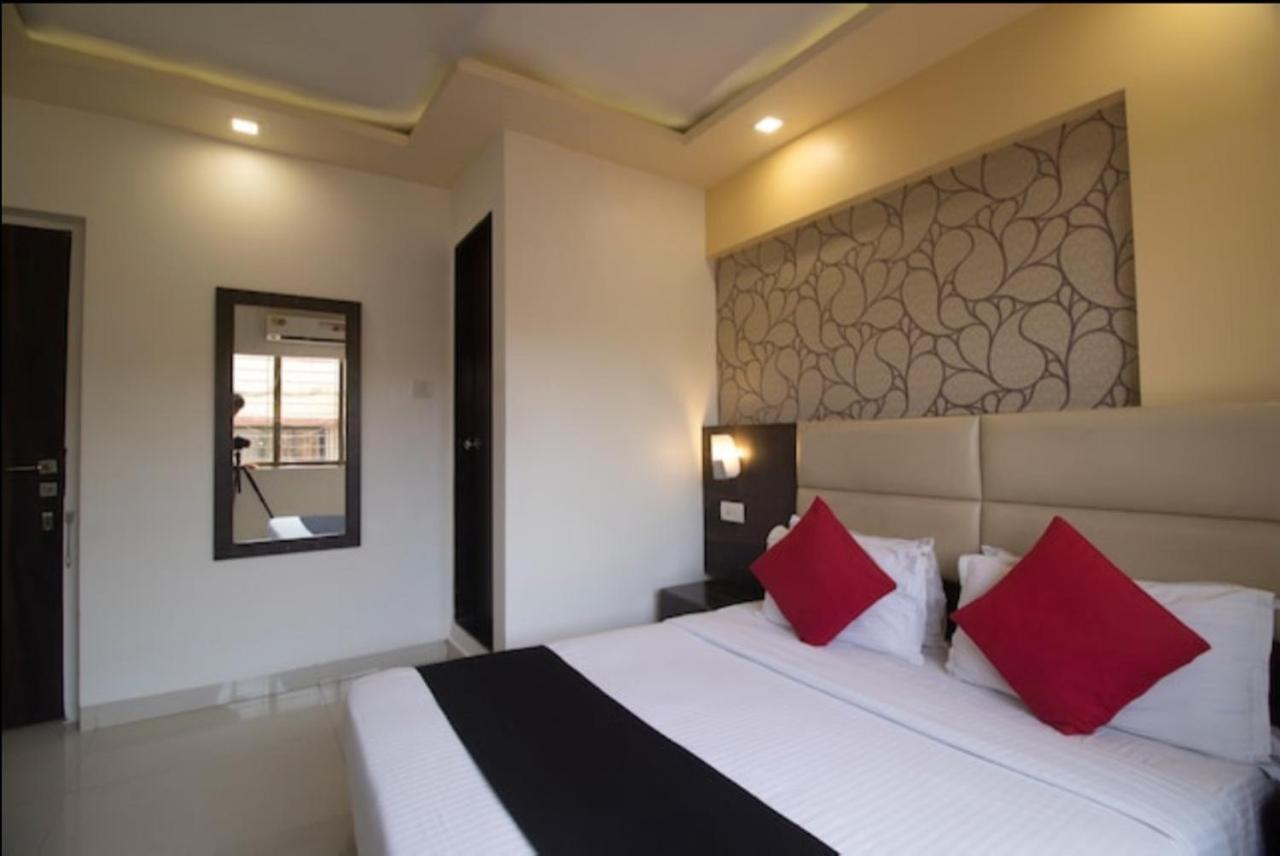 Hotel Galaxy Comforts Mumbai Exteriör bild