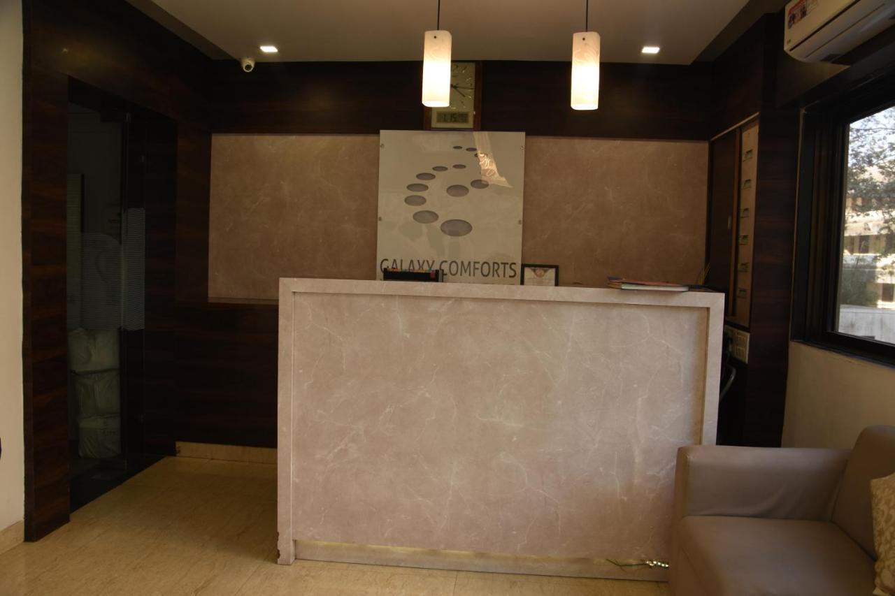 Hotel Galaxy Comforts Mumbai Exteriör bild